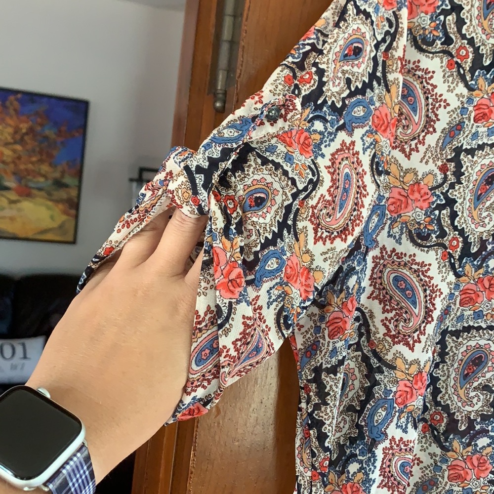 Short sleeve Paisley pattern blouse - Picture 4 of 8